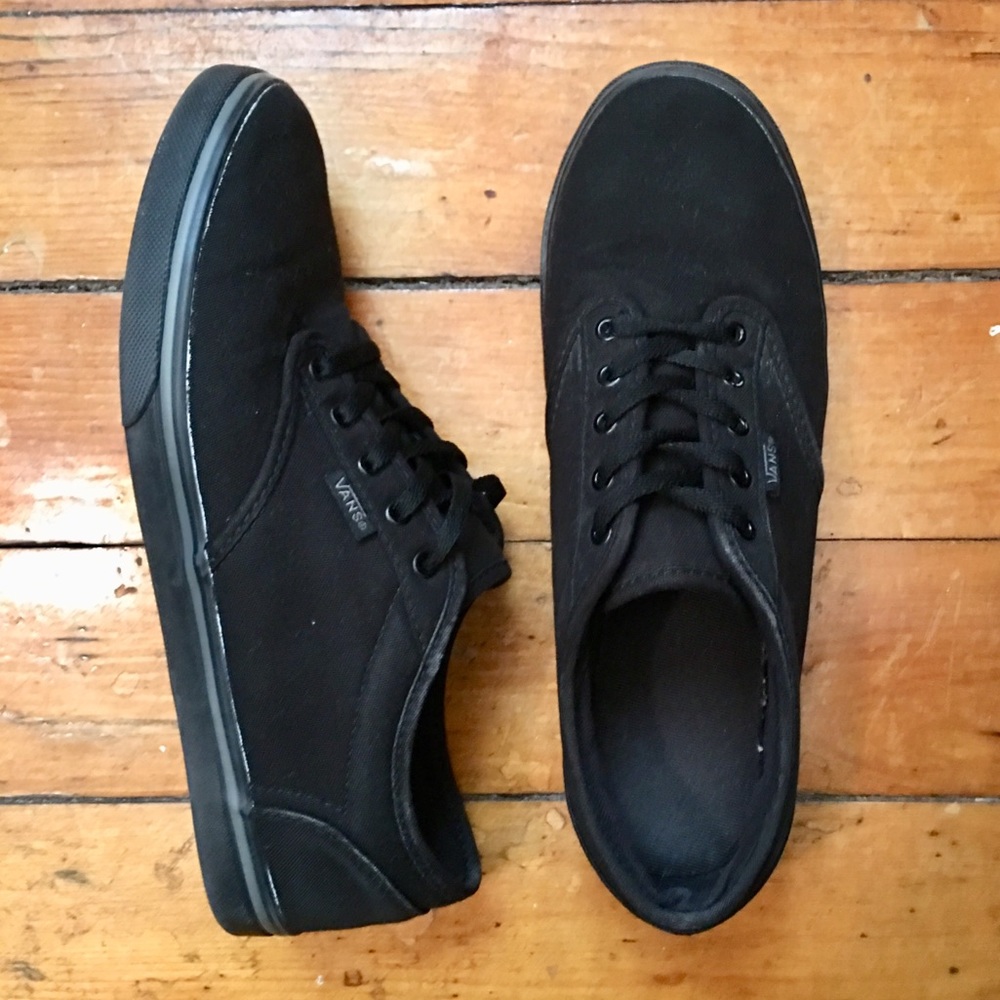 black canvas vans women’s size 8